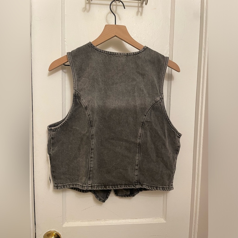 NWT Urban Outfitters||BDG Natasha denim button-front vest top,Washed Black Large - Picture 6 of 7